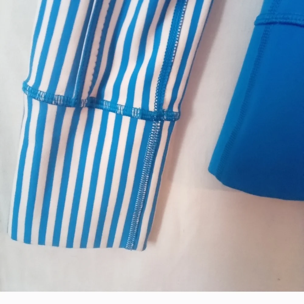 Lululemon Daily Yoga Jacket Size 2 Beaming Blue Striped Fully Zip Streched Top - Picture 8 of 9